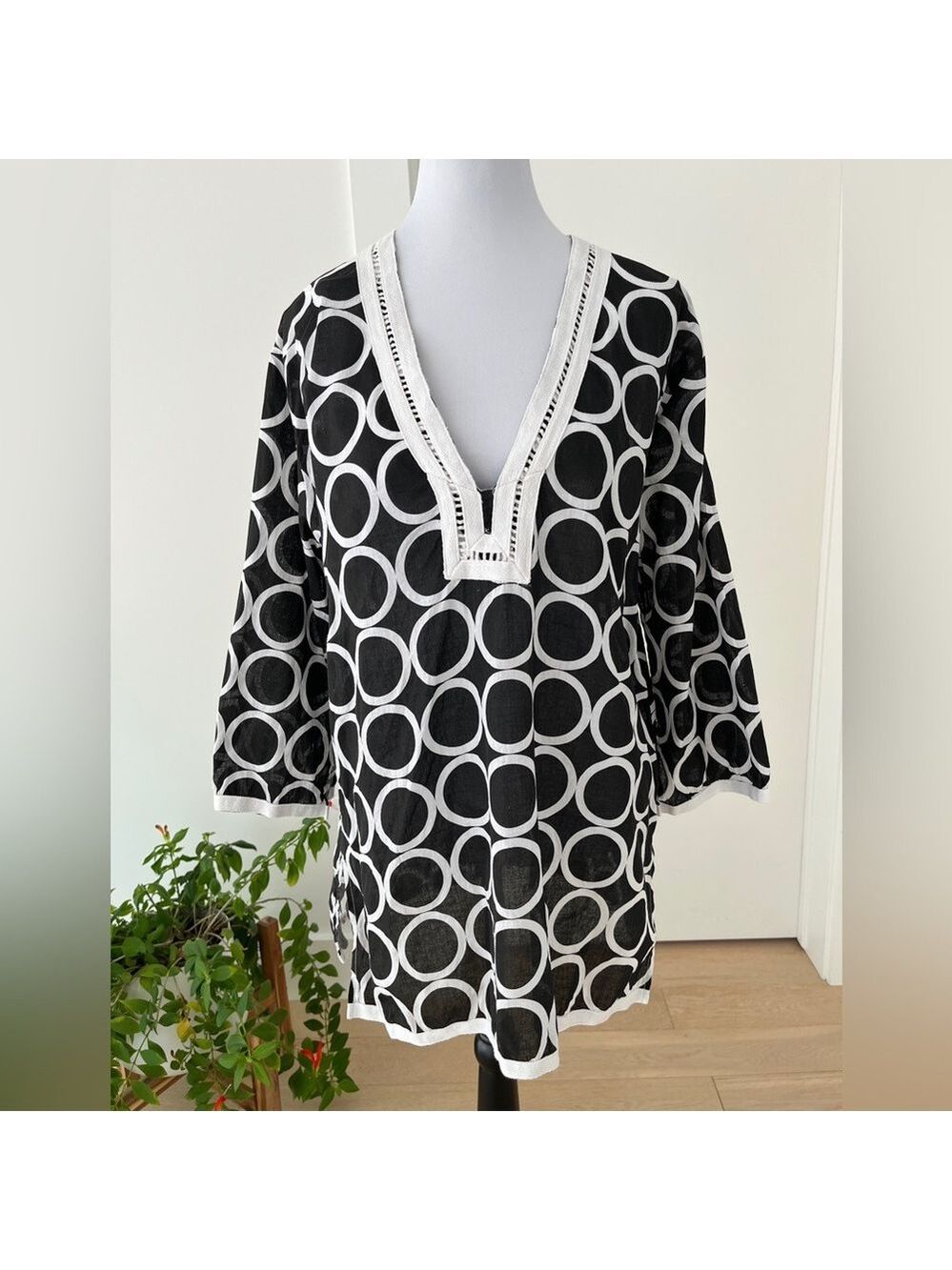 MUD PIE For Atlantis Pullover Sheer Swimsuit Coverup Plunging Neckline Circles